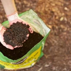 Miracle-Gro Soil & Soil Amendments All Purpose for In-Ground Use 2-cu ft Garden Soil -Landscaping Sales Shop 09198113
