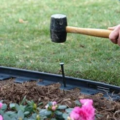 EasyFlex 144-Pack 8-in Black Plastic Edging Stake 7 EasyFlex 144-Pack 8-in Black Plastic Edging Stake -Landscaping Sales Shop 11270369