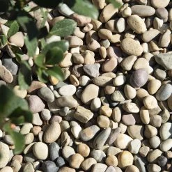 WonderLand Landscaping Rock 0.4-cu ft Decorative Rock -Landscaping Sales Shop 40317511 scaled