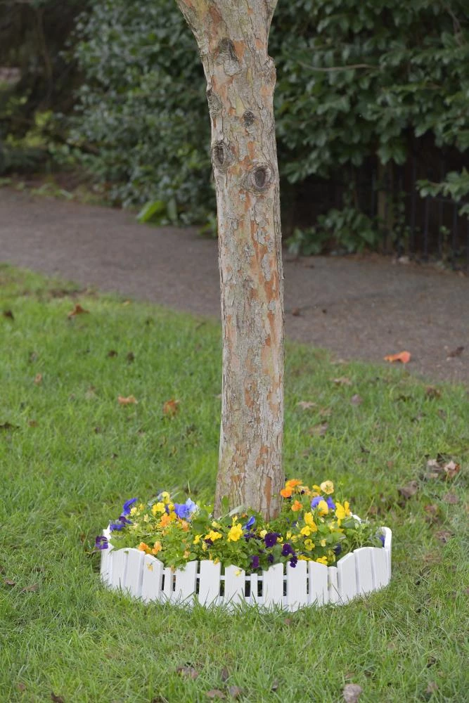 EasyFlex 8-Pack 10-ft White Plastic Landscape Edging Bundle 2 EasyFlex 8-Pack 10-ft White Plastic Landscape Edging Bundle - Image 2