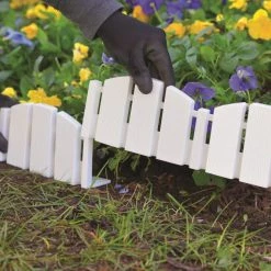 EasyFlex 8-Pack 10-ft White Plastic Landscape Edging Bundle 8 EasyFlex 8-Pack 10-ft White Plastic Landscape Edging Bundle -Landscaping Sales Shop 40457091