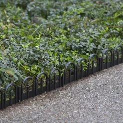 EasyFlex 8-Pack 10-ft Black Plastic Landscape Edging Bundle 8 EasyFlex 8-Pack 10-ft Black Plastic Landscape Edging Bundle -Landscaping Sales Shop 40457108